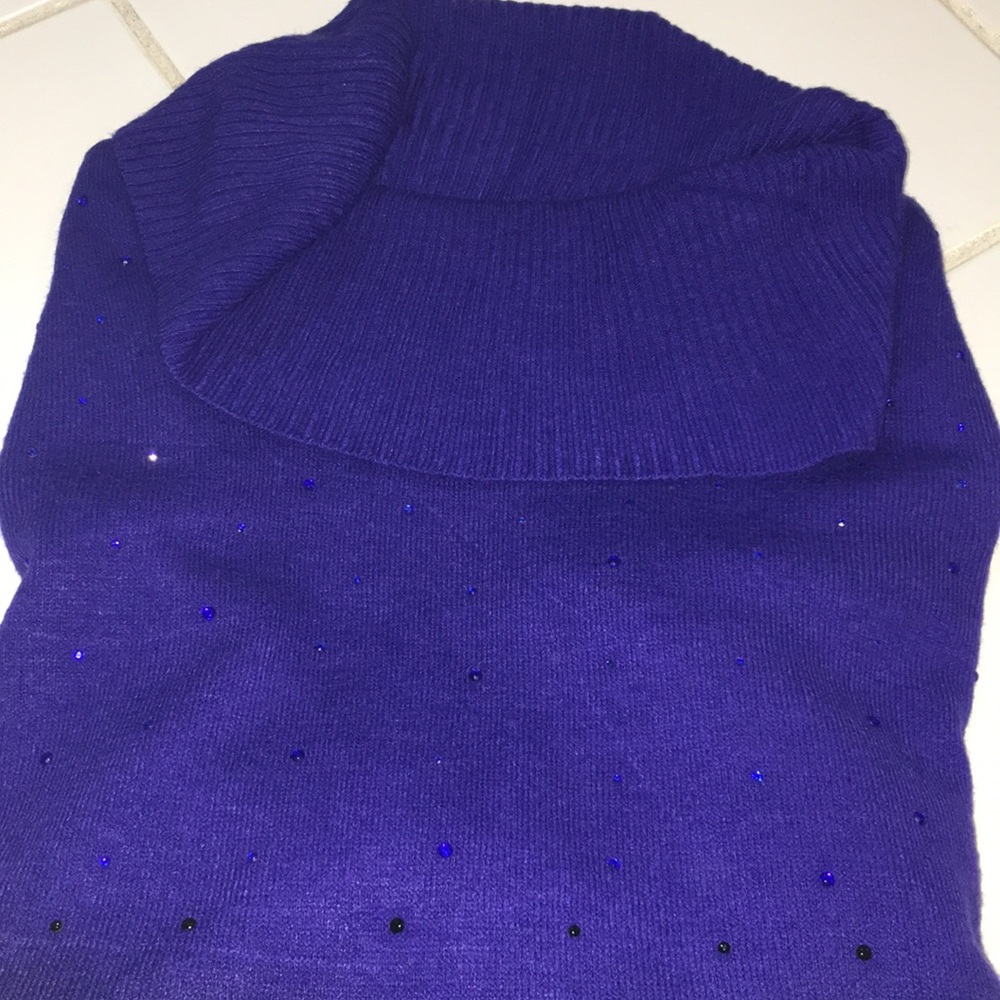 Barely used sweater